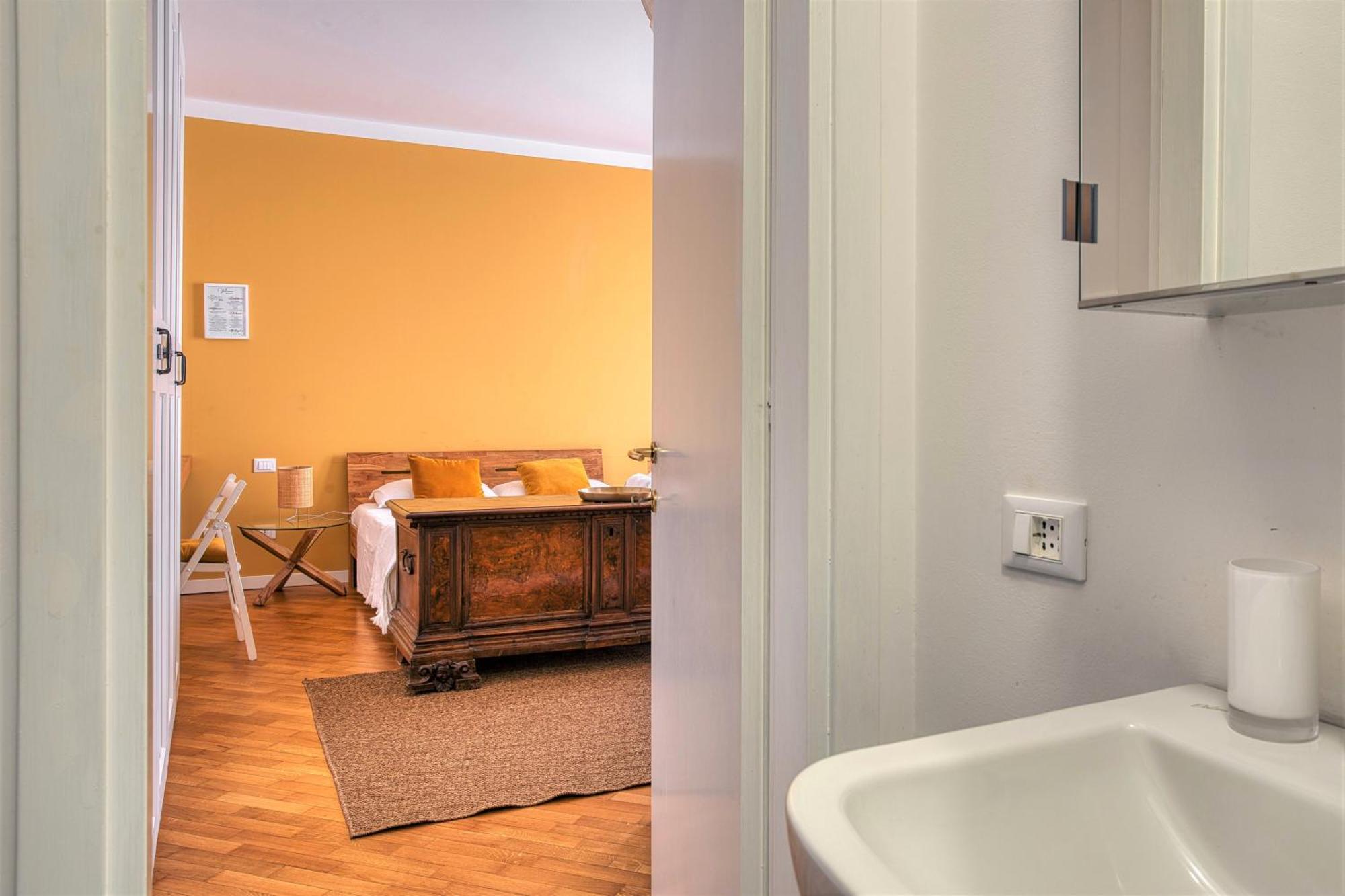 Appartamento Charming In Tortona Navigli District *